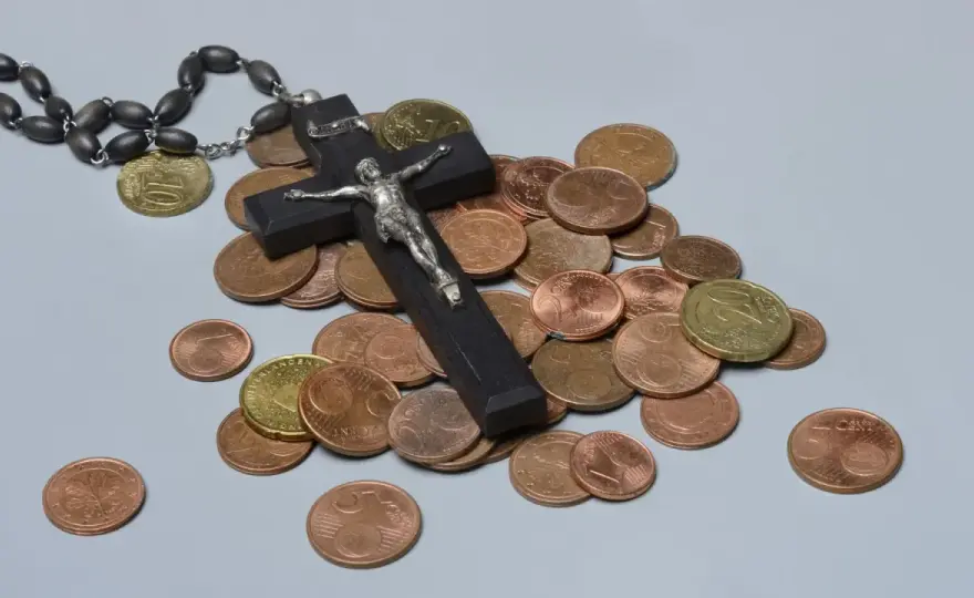 Kirchgeld Bayern – Wer zahlt wie viel? Ihr Guide für 2026